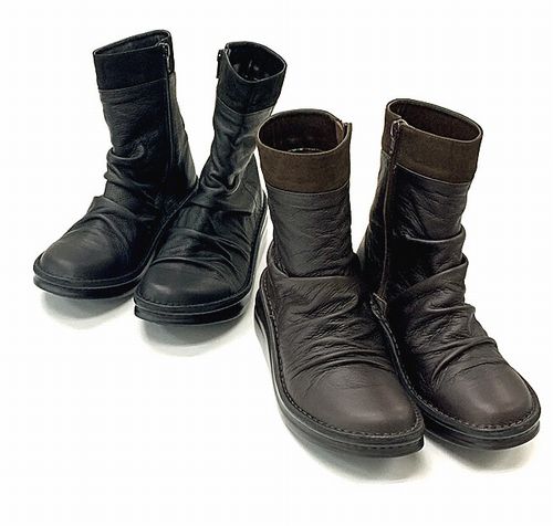 【商品説明】くしゅくしゅコンビレザーミドルブーツ【ブランド名】IN CHOLJE【サイズ･容量】22.0cm〜24.5cm踵高:約5cm筒丈:踵部分から15.5cm(計測サイズ23.0cm)底最大幅: