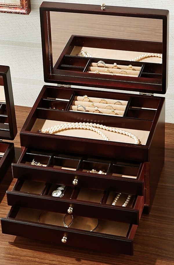 【商品説明】Made in Japan木製ジュエルケース(3つ引き)Wooden Case Made in Japan静岡の工場で、丁寧に作った国産の木製ジュエリーチェストです。静岡の職人により作られ